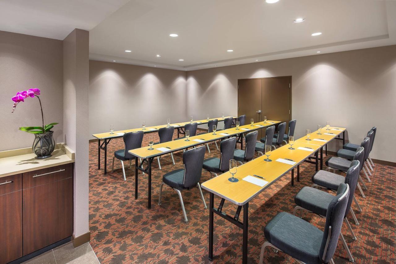 Sheraton Vancouver Airport Hotel Richmond Ngoại thất bức ảnh